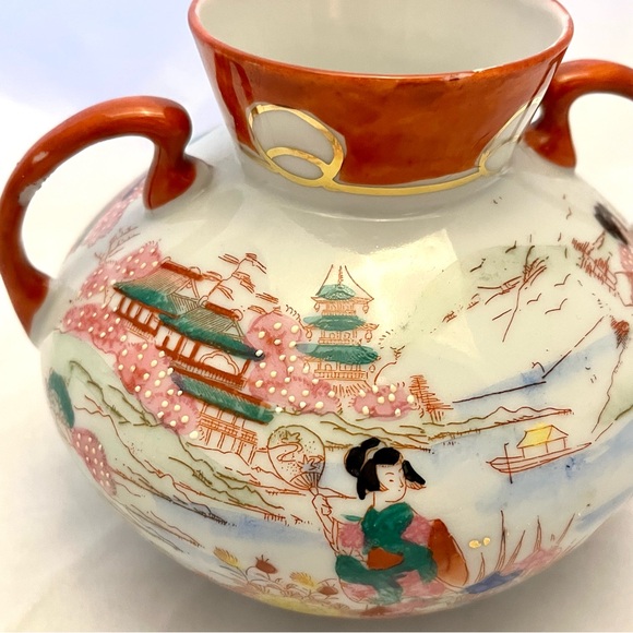 Kutani Satsuma Geisha Girl Japanese Vase, Vintage EUC - Picture 6 of 10